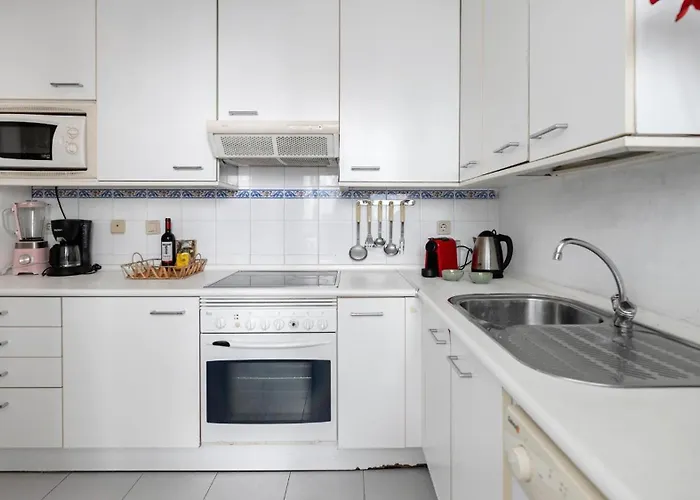 Puerto Banus Sands Of Serenity *