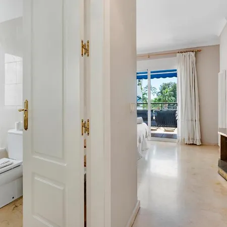 Apartment Puerto Banus Sands Of Serenity